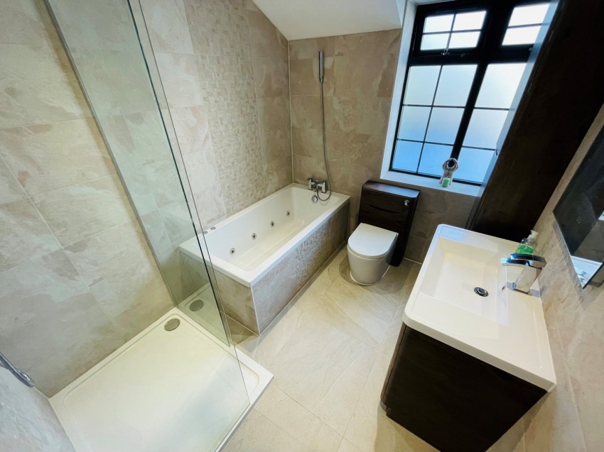 Images for Hollyhedge Road, West Bromwich, West Midlands EAID:4271778465 BID:5521202