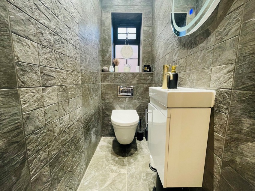 Images for Hollyhedge Road, West Bromwich, West Midlands EAID:4271778465 BID:5521202