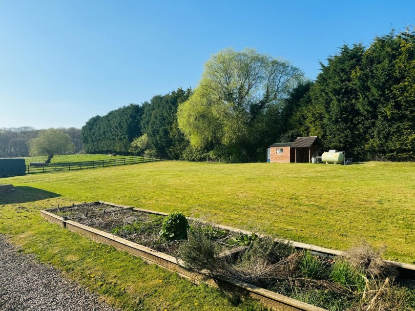 Images for Bromsgrove EAID:4271778465 BID:5521202