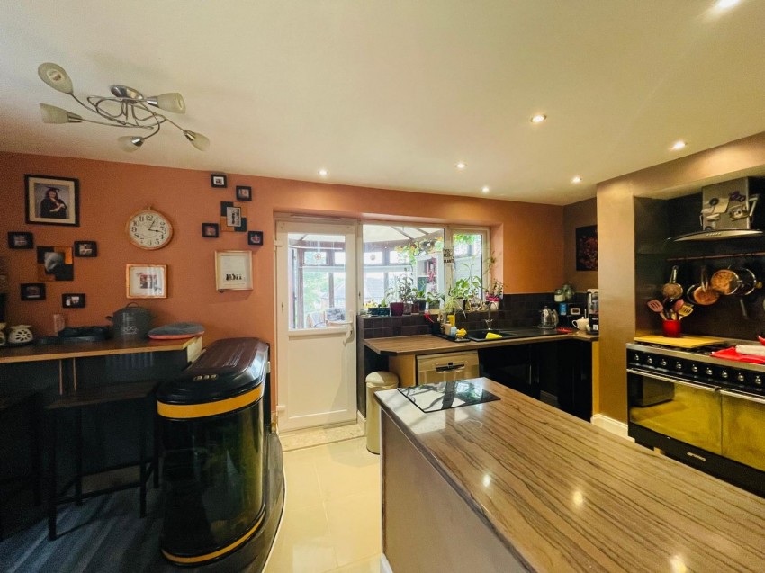 Images for Beverley Road, West Bromwich, West Midlands EAID:4271778465 BID:5521202